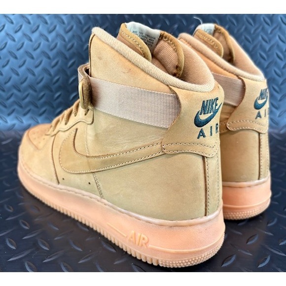 Nike Air Force 1 High Wheat (2016) 882096-200 Mens Leather sneakers size 12 - Picture 4 of 8